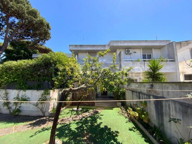 Villa a schiera in vendita ad Anzio via Belvedere, 23, Villa Claudia