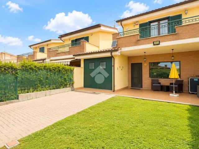Villa a schiera in vendita ad Anzio via dell'Armellino, 70, Falasche Armellino