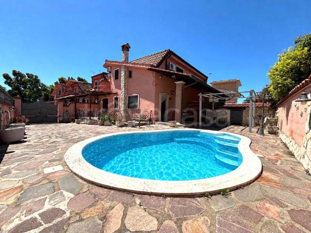 Villa a schiera in vendita ad Ardea via Campo di Carne, 9, Tor San Lorenzo Nuova California