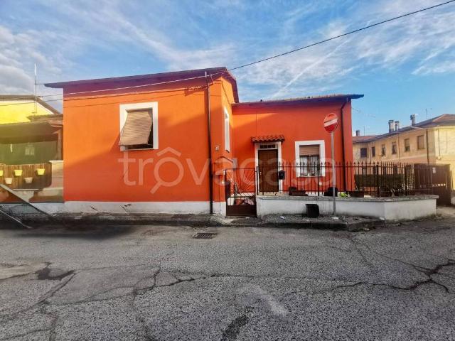 Villa a schiera in vendita ad Avezzano via Don Giovanni Minzoni