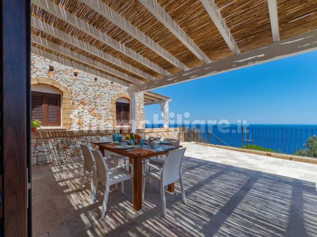 Villa a schiera Sp358, Gagliano del Capo