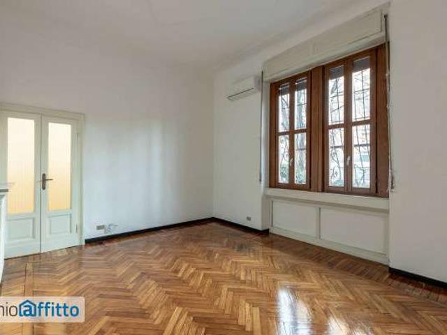 Villa a schiera P.ta genova, romolo, solari
