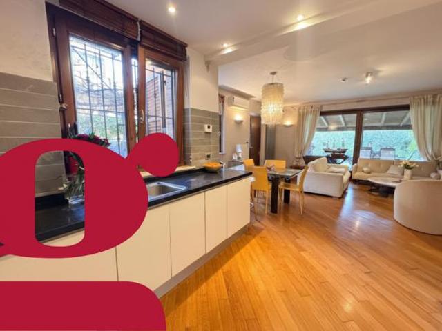 Villa a schiera Porto Recanati. Rif.: Cod. rif 3322853SAAMVRG