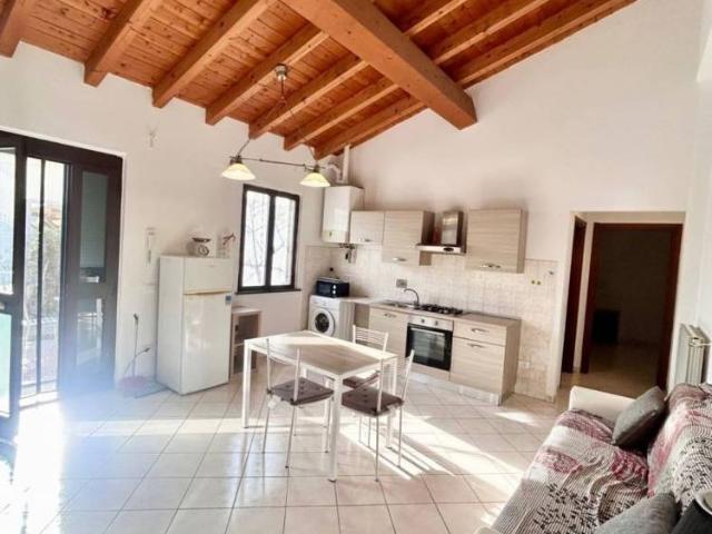 Villa a schiera piazza Sardegna, Marina di Pisa, Pisa