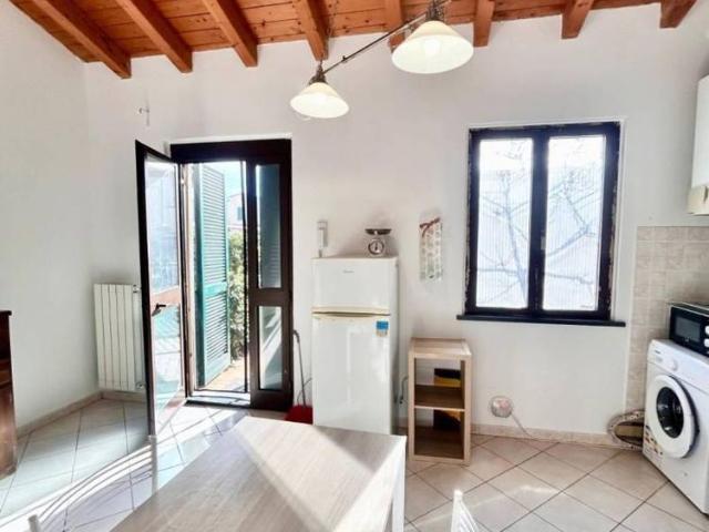 Villa a schiera piazza Sardegna, Marina di Pisa, Pisa