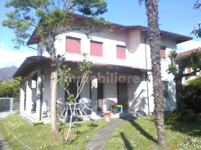 Villa a schiera via Nespolo, 18, Marina Verde, Renella, Montignoso