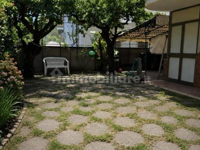 Villa a schiera via Nettuno, Zona Domitilla, Ladispoli