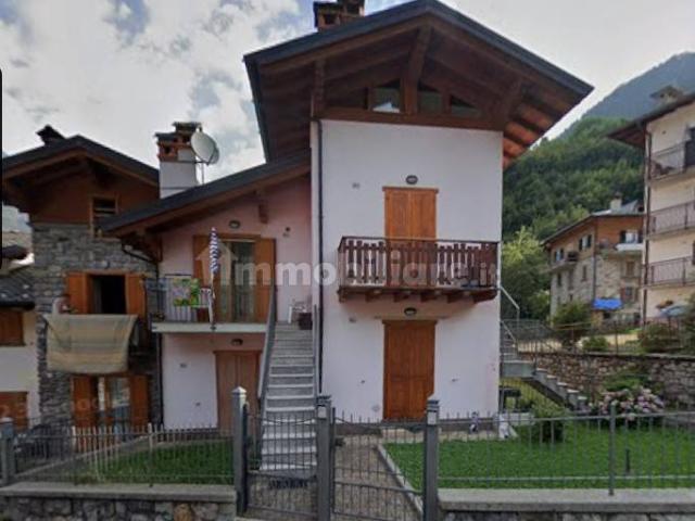 Villa a schiera via Onorevole Tarcisio Pacati 51, Lizzola, Valbondione