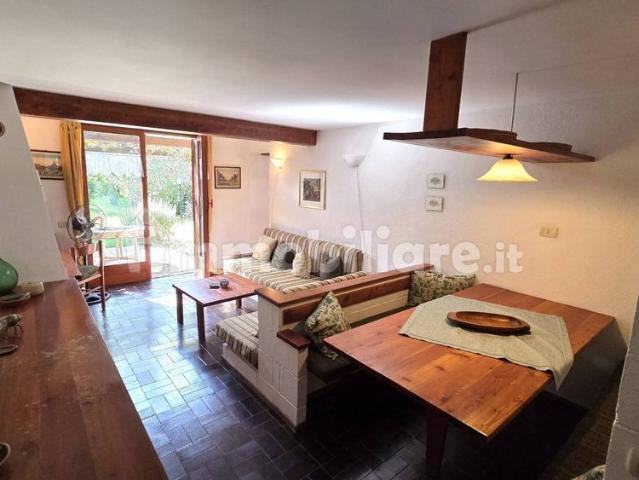 Villa a schiera via Adige, Trevignano Romano
