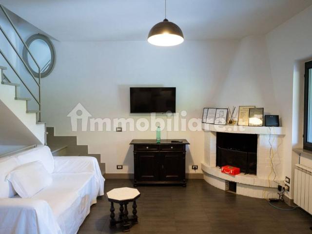 Villa a schiera via dei Platani, Centro, Trevignano Romano