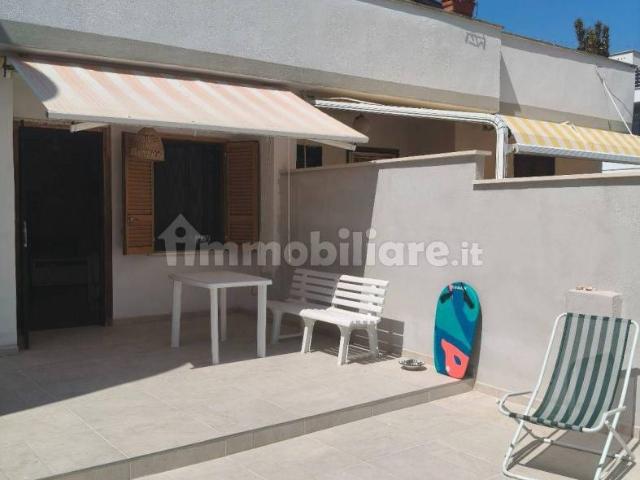 Villa a schiera via Dora Baltea 24, Campo Ascolano Villaggio Tognazzi, Pomezia