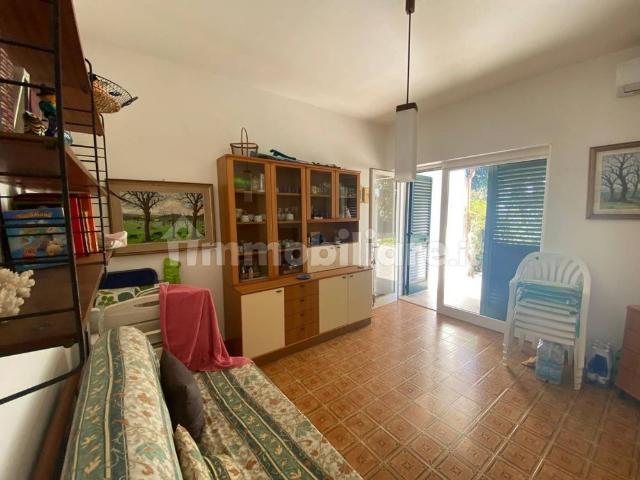 Villa a schiera via Eugenia, Ostuni Costa, Ostuni
