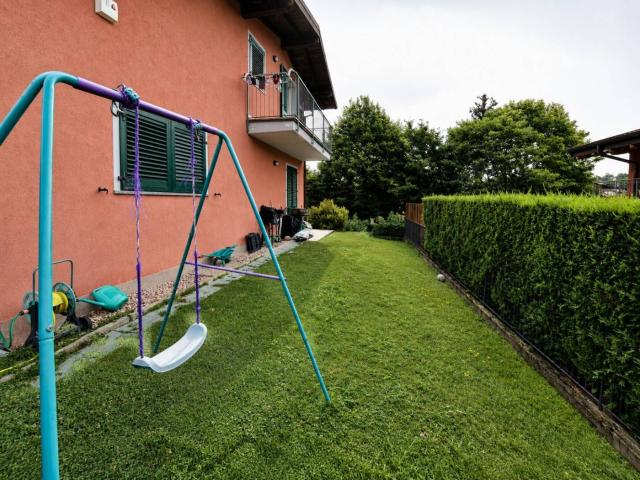 Villa a schiera via Fratelli Ripamonti, Centro, Palazzago