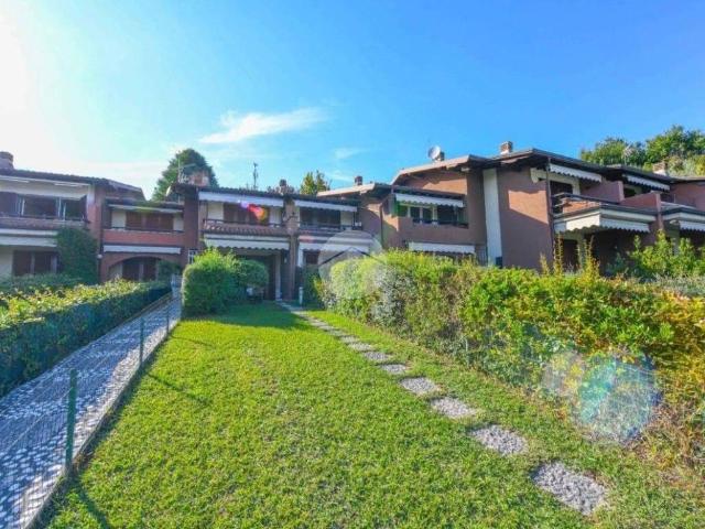 Villa a schiera via Giuseppe Ungaretti 22, Pieve Vecchia, Villaggio Sanghen, Manerba del Garda