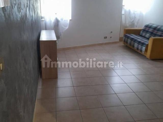 Villa a schiera via Vallicella 74, Centro, Pizzoli