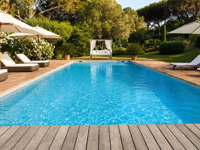 VILLA à vendre 400m2 + 2eme villa projet 300m2 10 mn à pieds du centre