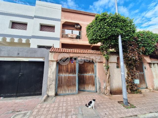 Villa à vendre 500 m², 3 chambres Hay Al Hanâa Casablanca