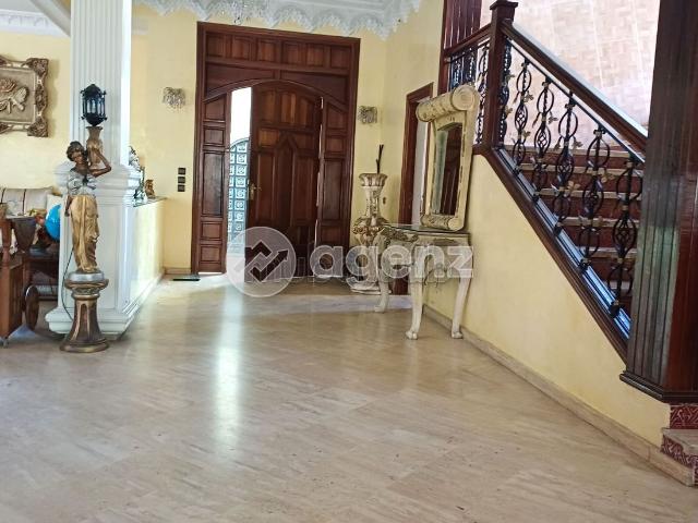 Villa à vendre 599 m², 7 chambres Laymoune Casablanca