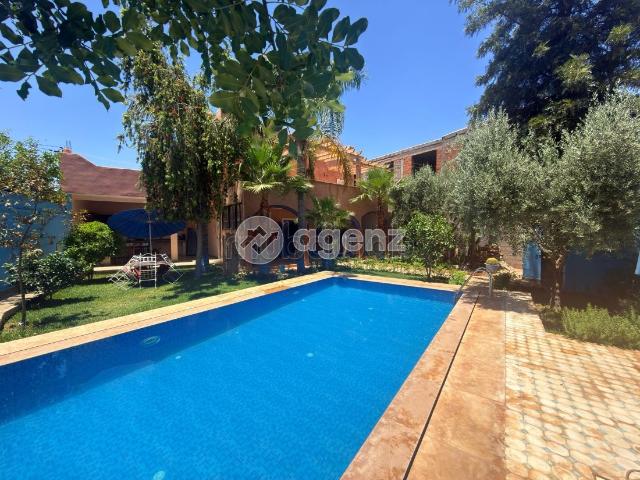 Villa à vendre 610 m², 6 chambres Ellawyat Al Haouz