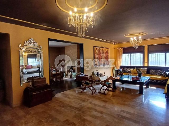 Villa à vendre 814 m², 4 chambres Route Immouzer Fès