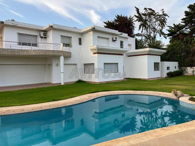 Villa à vendre 2000 mètres prix 1 milliard ou cinq cents
