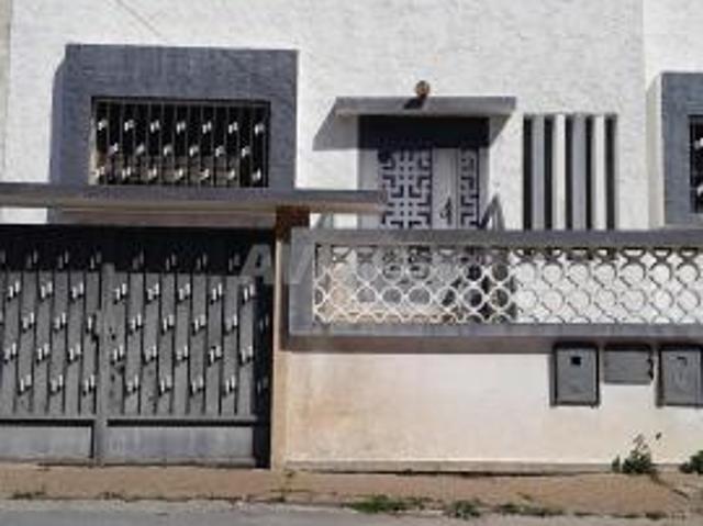 Villa à vendre 292 m² à Kénitra
