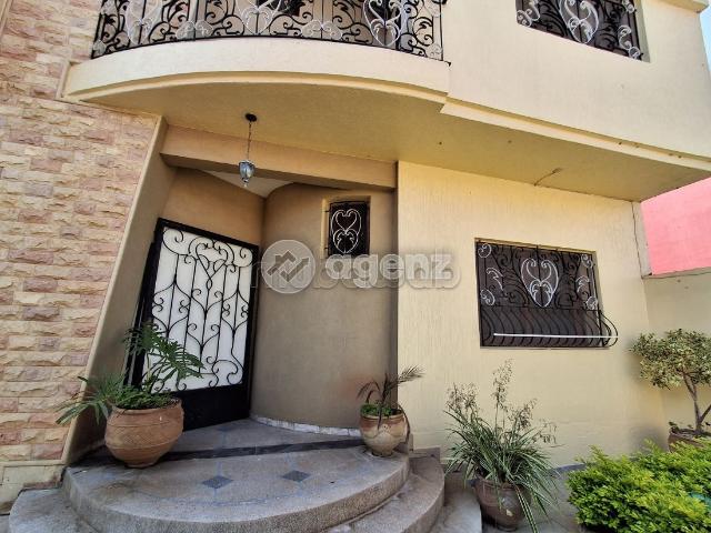 Villa à vendre 307 m², 4 chambres Autre Skhirate Témara