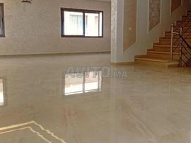 VILLA à vendre 330 m² à El Mansouria