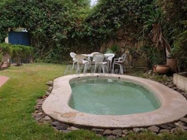 Villa à vendre 3 façades Bien située