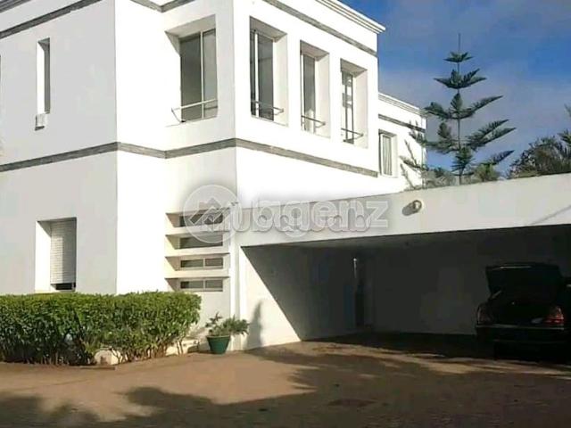 Villa à vendre 3 000 m², 5 chambres Autre Dar Bouazza