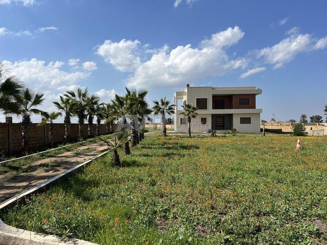 Villa à vendre zone industrielle 4150m2