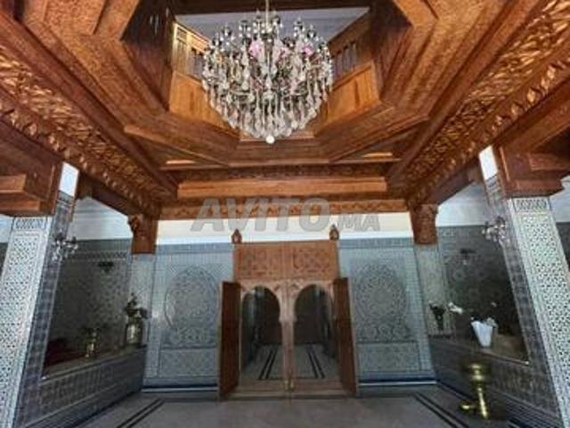 Villa à vendre à Bab Atlas