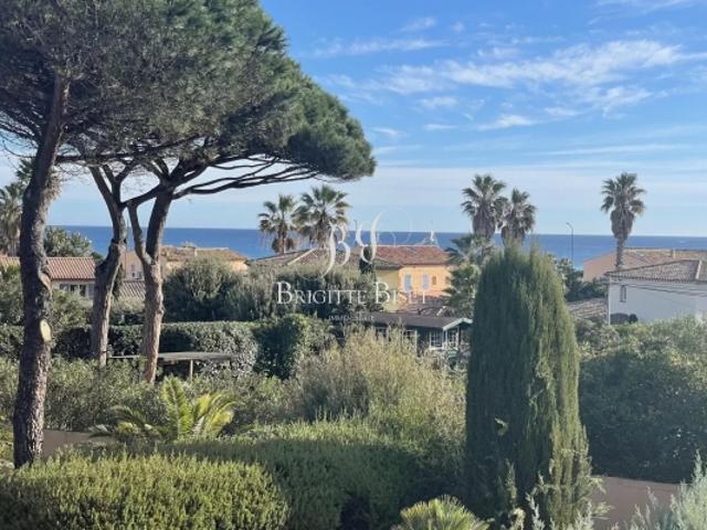 Villa à vendre à pied de la plage de La Nartelle!