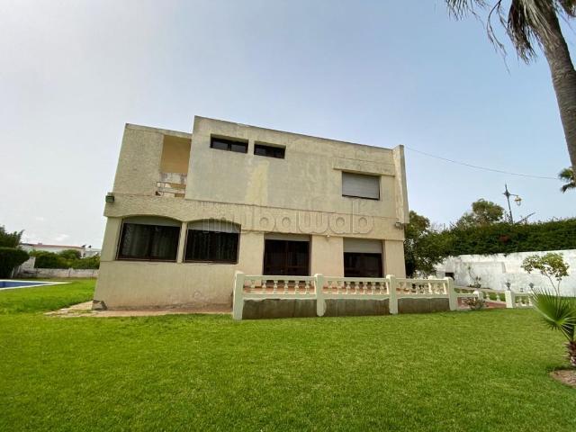 Villa a vendre a souissi