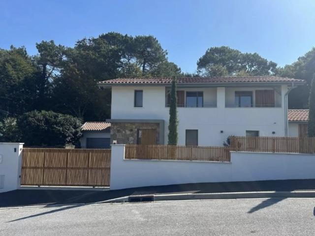 VILLA RENOVEE À VENDRE ANGLET