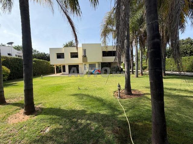 Villa à vendre Bir Qacem Souissi Rabat