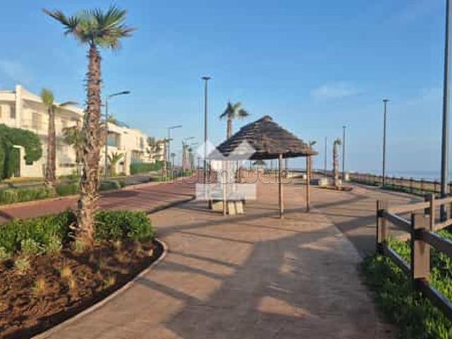 Villa à Vendre de 460.0 m² à Dar Bouazza, Tamaris1