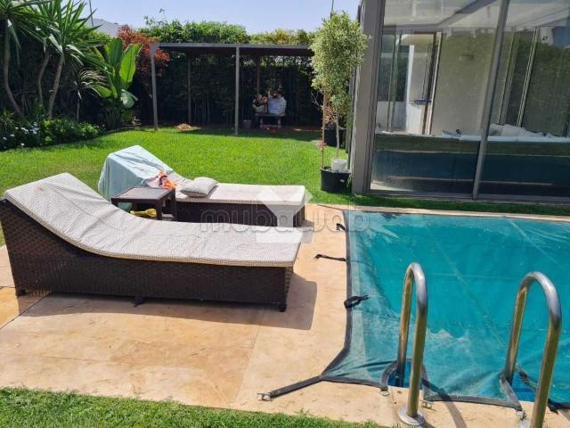 Villa à Vendre de 576.0 m² à Dar Bouazza, Tamaris1