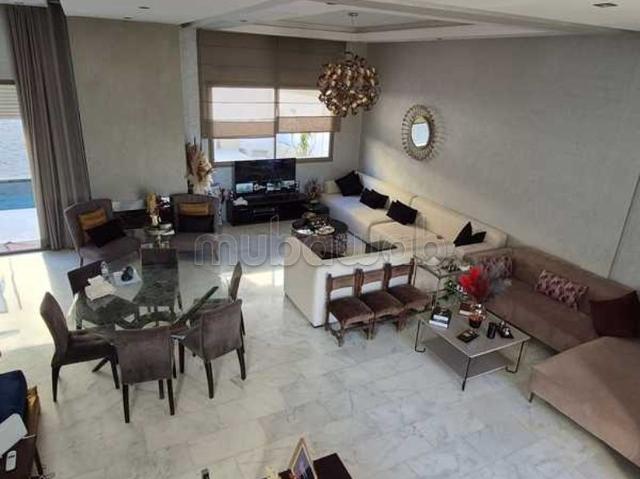 Villa à Vendre de 201.0 m² à Bouskoura