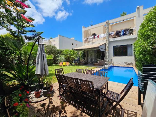 Villa à Vendre de 398.0 m² à Dar Bouazza, Tamaris2