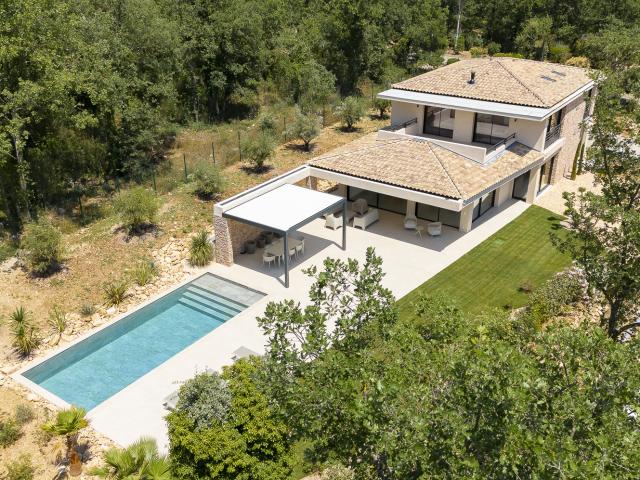 Villa à vendre, Domaine de Terre Blanche Tourrettes, France