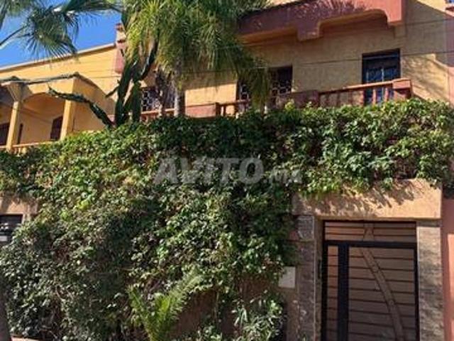 Villa à vendre fort potentiel R+4 étages