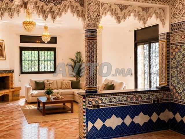 Villa à vendre Harhoura Résidence Médecins 352m²
