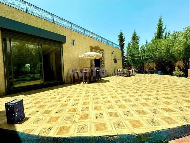Villa à vendre Superficie 1900m Titre