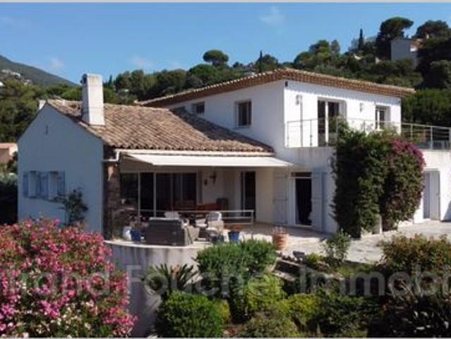 Villa à vendre sur Cavalaire Sur Mer