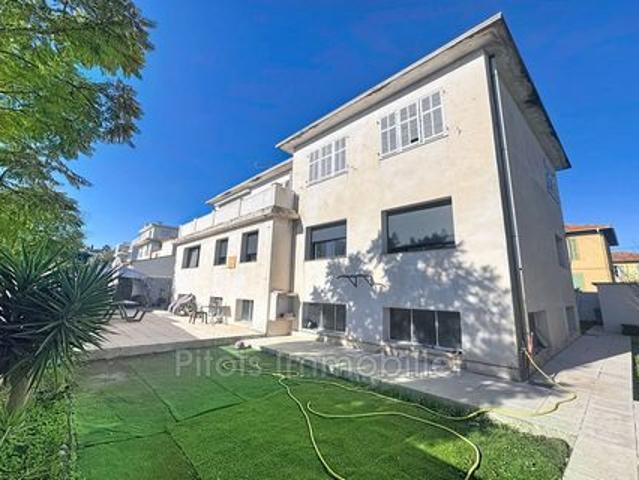 Villa à vendre sur Antibes