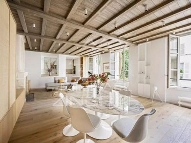 Villa à la vente sur Paris