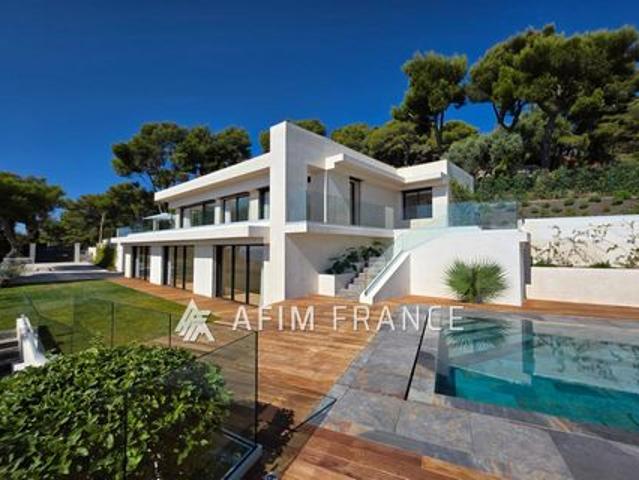 Villa à la vente sur Roquebrune Cap Martin