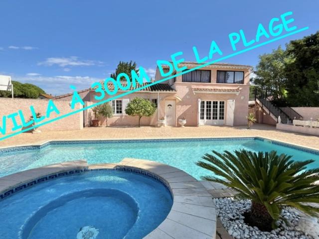 VILLA À 300M DE LA PLAGE