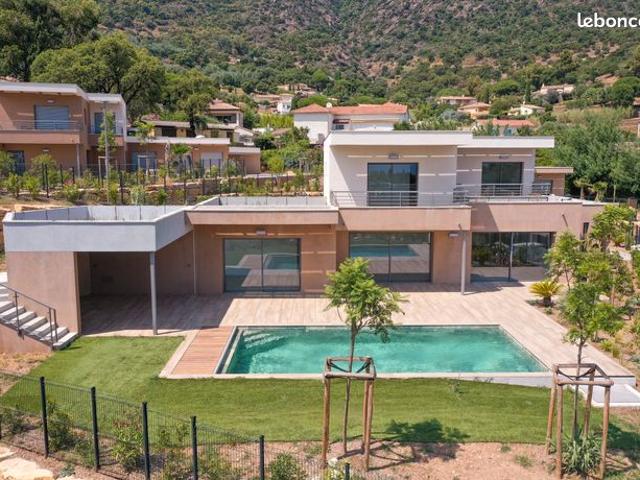 Villa AGATE – Le Lavandou La Fossette – 171 m² – Piscine & Pool House
